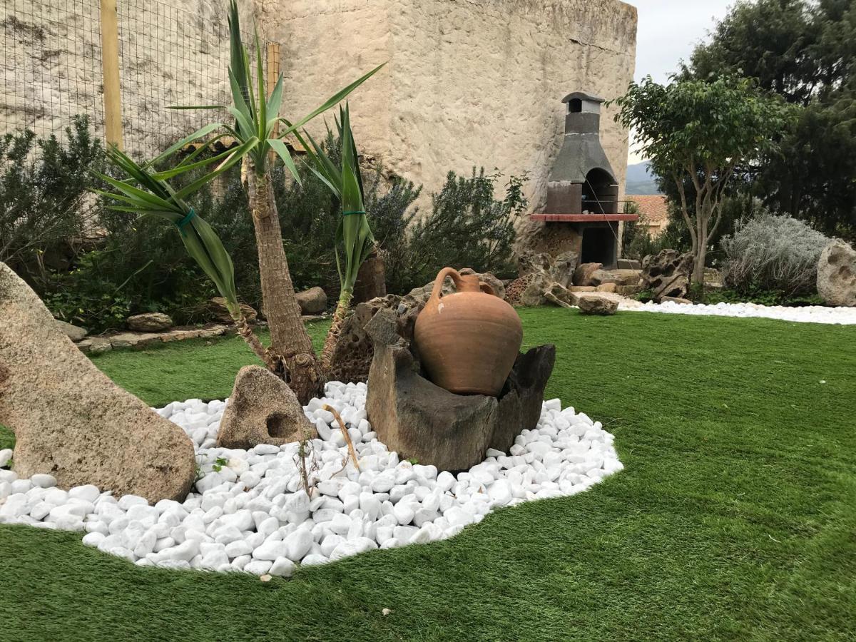 Appartamenti Budoni Exterior foto